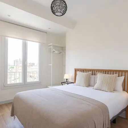 Tribuna Iii By Ele Apartment Malaga