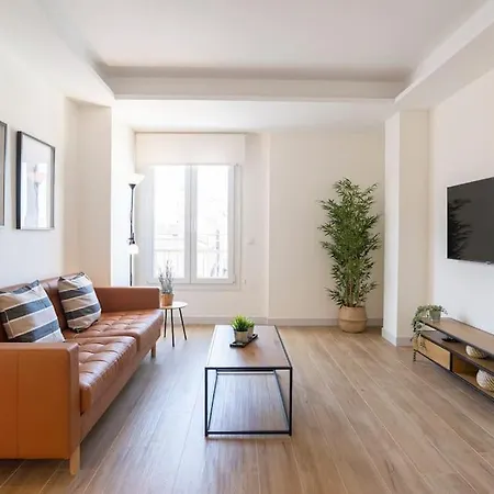 Apartment Tribuna Iii By Ele